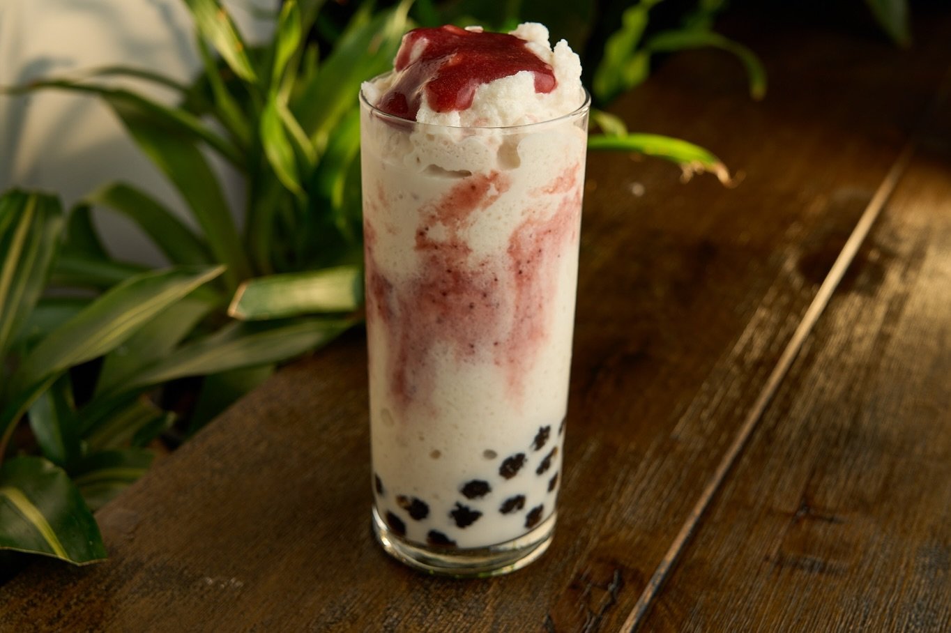 Happy National Boba Day! Come by and brighten up this rainy day with one of our amazing bobas, matchas, and coffee! Boba is complimentary with all of our drinks. 🧋😍
-
Featured Bobas
🍓 Strawberry Avalanche
🍮 Brown Sugar Creme Brulee Milk
🧡 Thai T